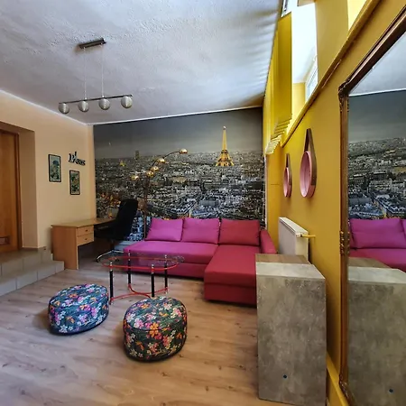 Apartmán Suterena Majeczki Z Parkingiem & Ogrodem