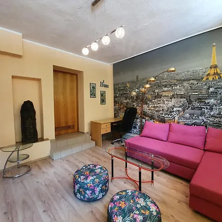 Suterena Majeczki Z Parkingiem & Ogrodem Apartamento Sopot